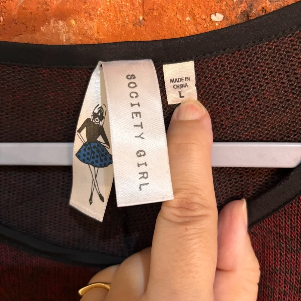 Society Girl womens lightweight sweater with and lace trim burgundy/black L - Picture 4 of 5